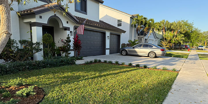 Landscaping Services in Broken Sound Country Club