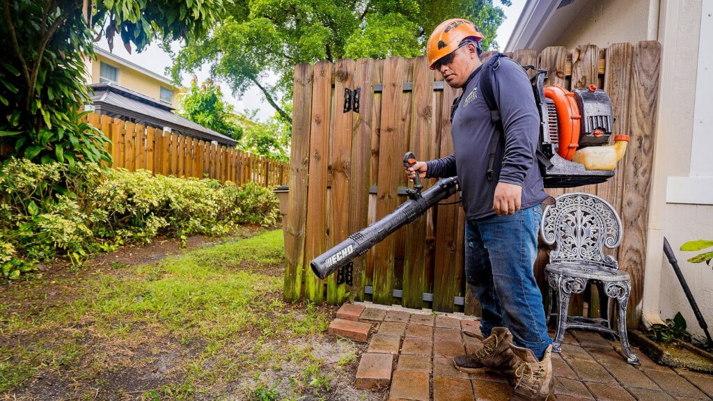 professional landscaper in boca raton